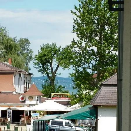 Apartment Julia Luxus Apartman Siofok